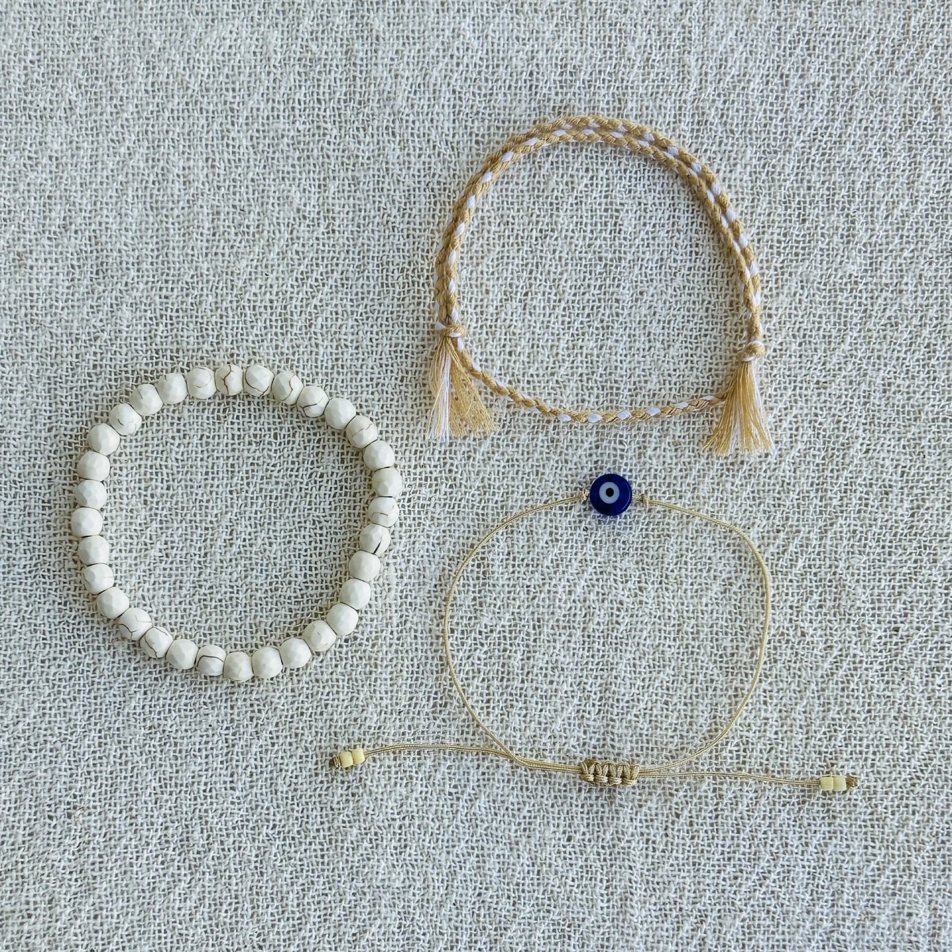 set athenas off-white