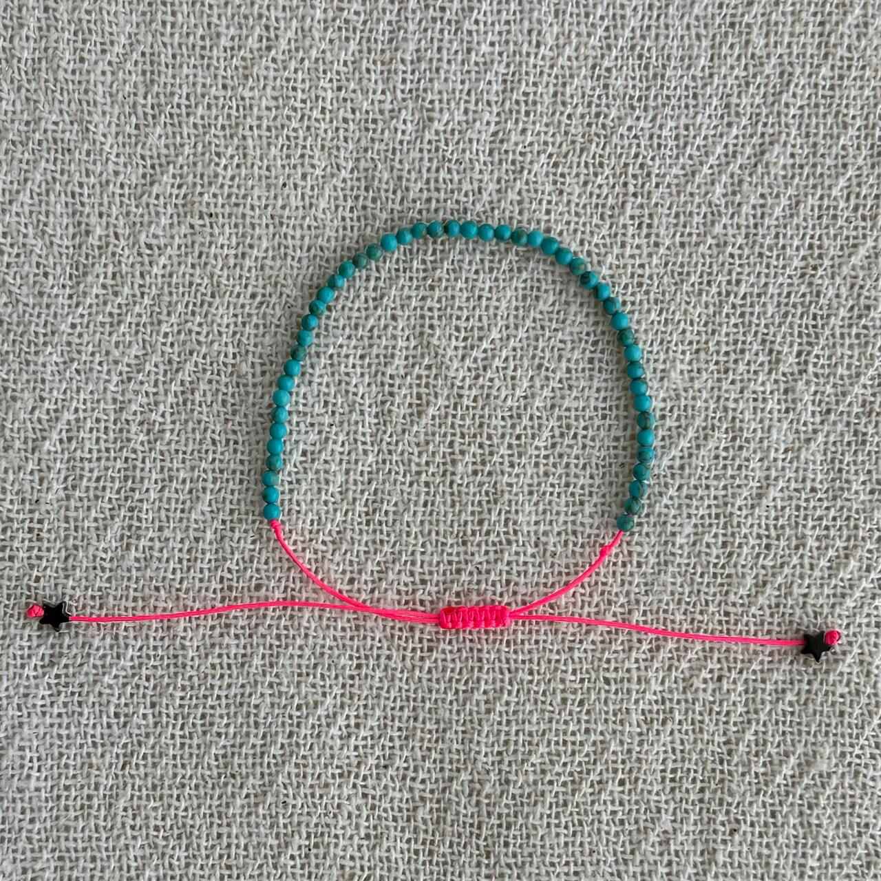 colar pérolas terrosos