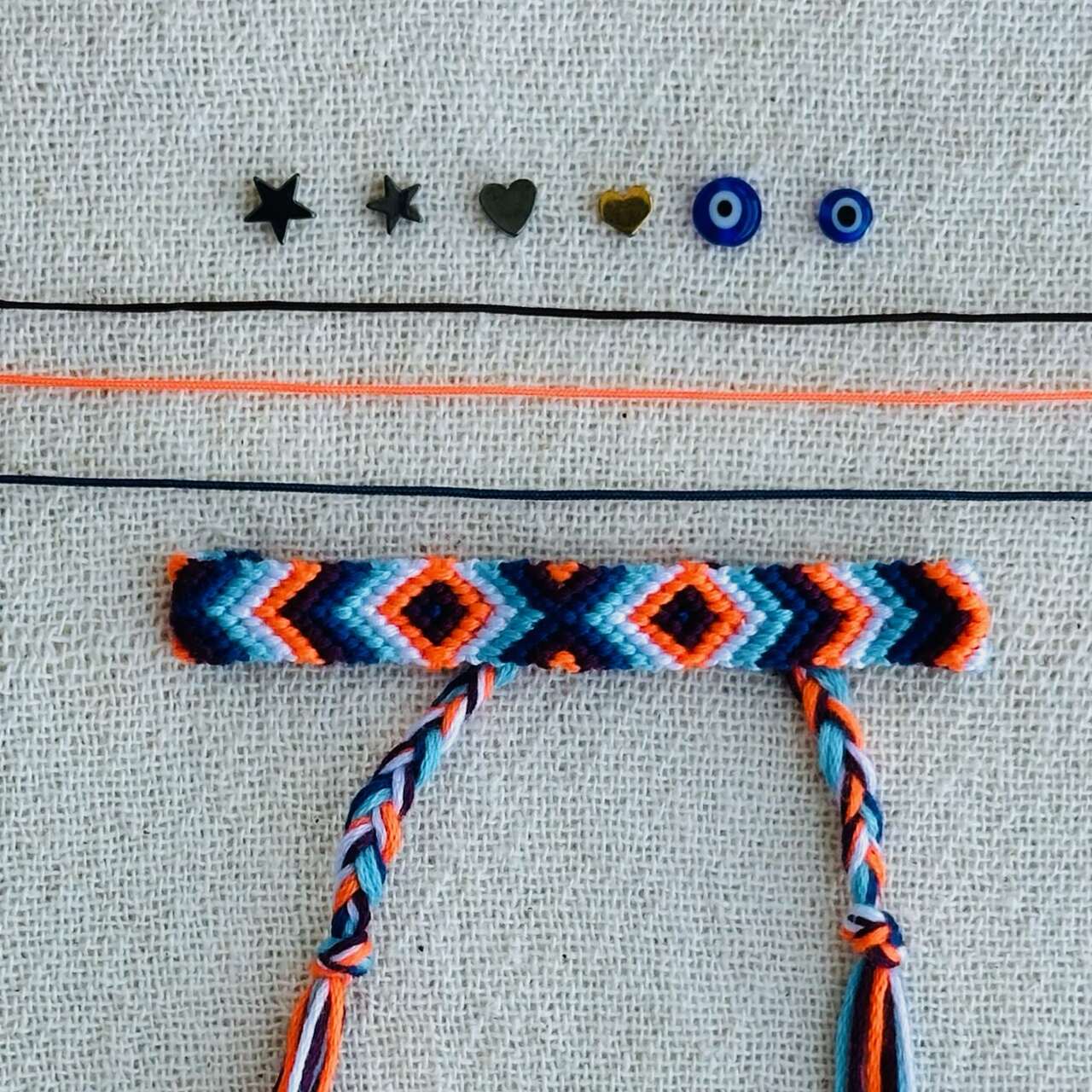 set trança algodão pop it & pecinha no fio