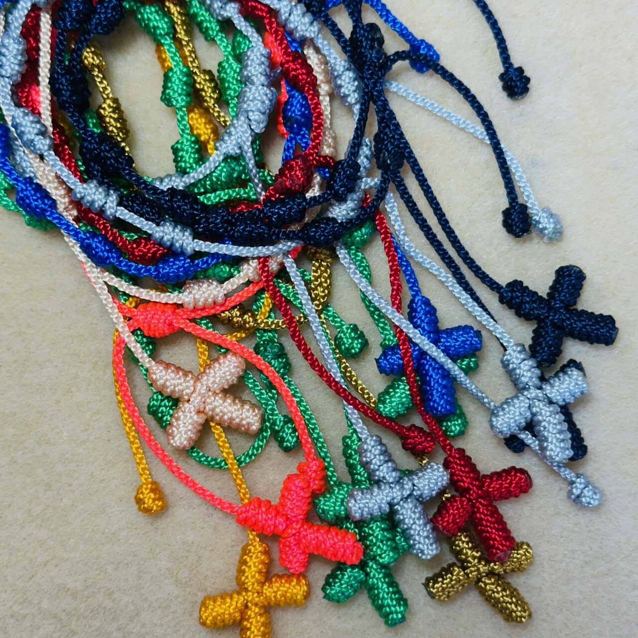 pulseira decenário com crucifixo